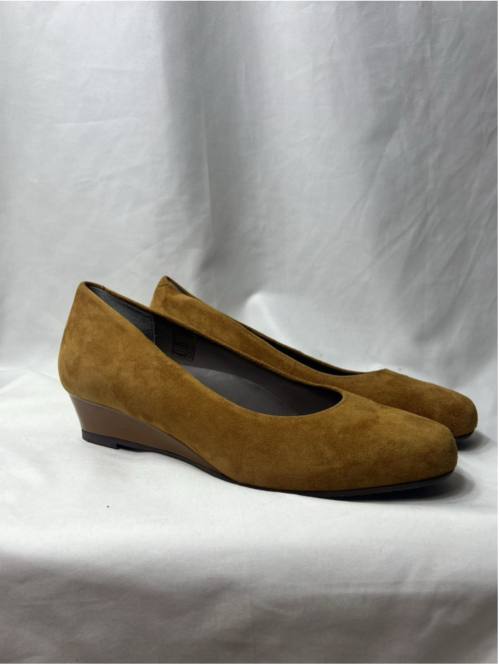 SAS Women’s Sofia Wedge Pump Sz 9.5M Brown Leather Classic Comfort Italy Office